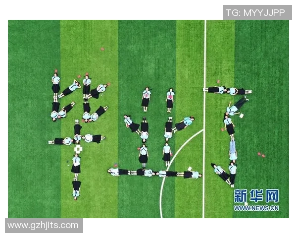 梦中踏上绿茵场我成为了足球明星的奇幻旅程