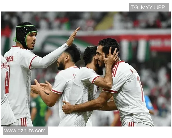 世预赛中国队迎战阿联酋队全力争胜展现足球实力与团队精神 世预赛中国队迎战阿联酋队全力争胜展现足球实力与团队精神